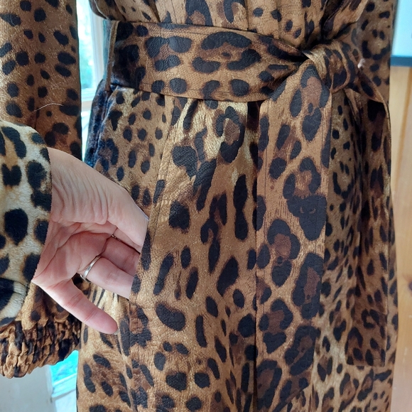 St.JOHN Leopard Jacket Coat - Picture 4 of 11